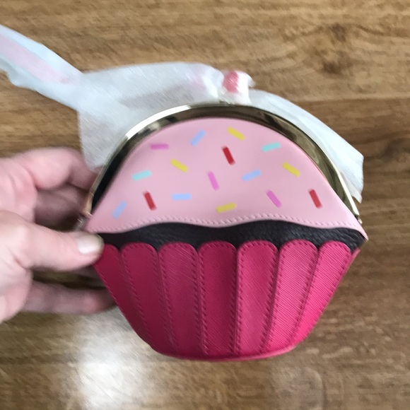 kate spade Handbags - Kate Spade Posie Take the Cake Wristlet